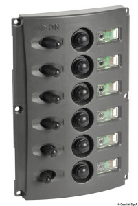Electric_panel_w_automatic_fuses_and_double_LED_
